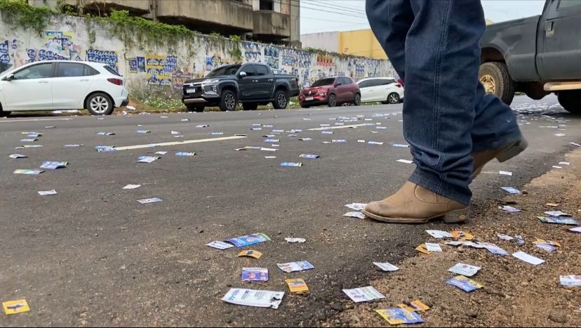 Essas ações foram motivadas pela constatação de um substancial despejo de santinhos na madrugada de 6 de outubro 