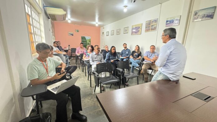 O encontro reuniu representantes do setor produtivo, logístico e governamental